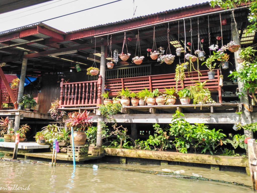 Mercado flotante Damnoek Saduak Bangkok