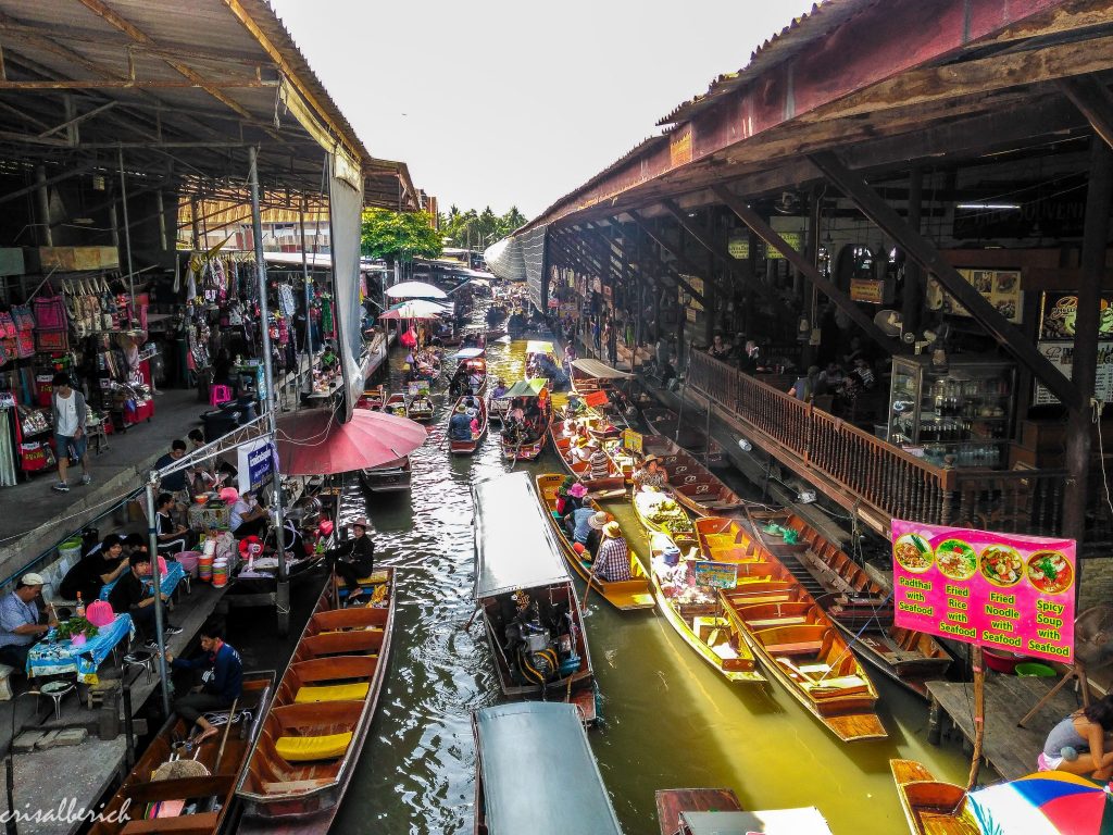 Vista general Damnoek Saduak floating market Bangkok -