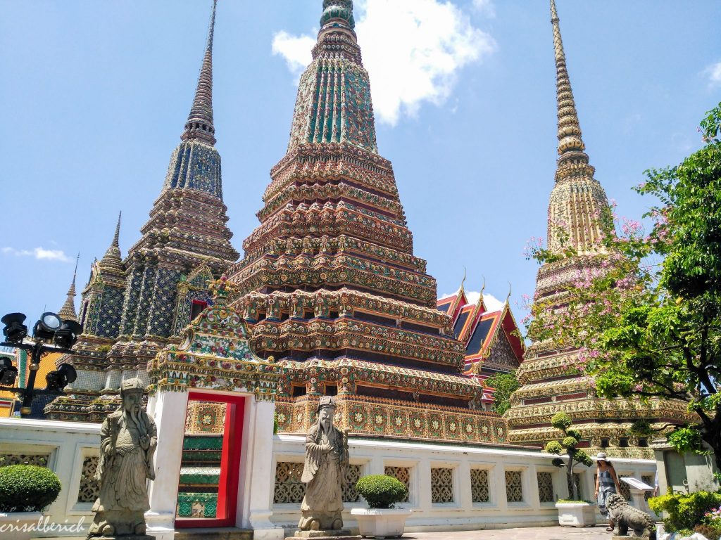 Wat pho Bangkok - Phra maha chedi si rajakarn