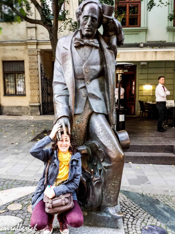 Qué ver en Bratislava: Estatua de Hans Christian Andersen Bratislava