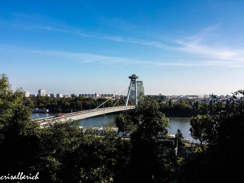 Qué ver en Bratislava: Puente SNP y OVNI Bratislava