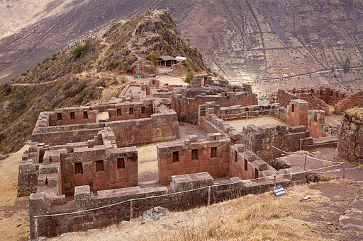 Ruinas de Pisac, Valle Sagrado, Perú. 