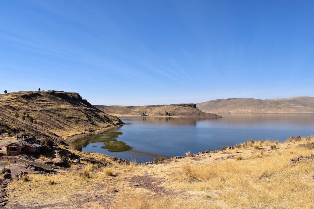 Qué ver y hacer en Puno, Lago Umayo