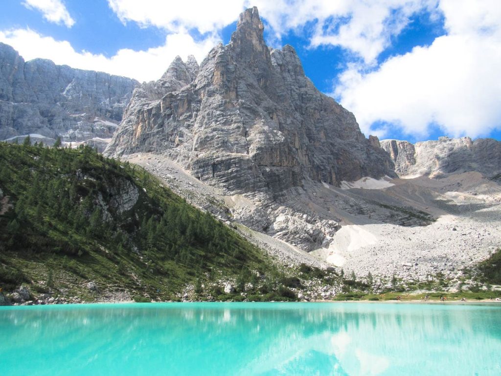 ruta lago di sorapis dolomitas