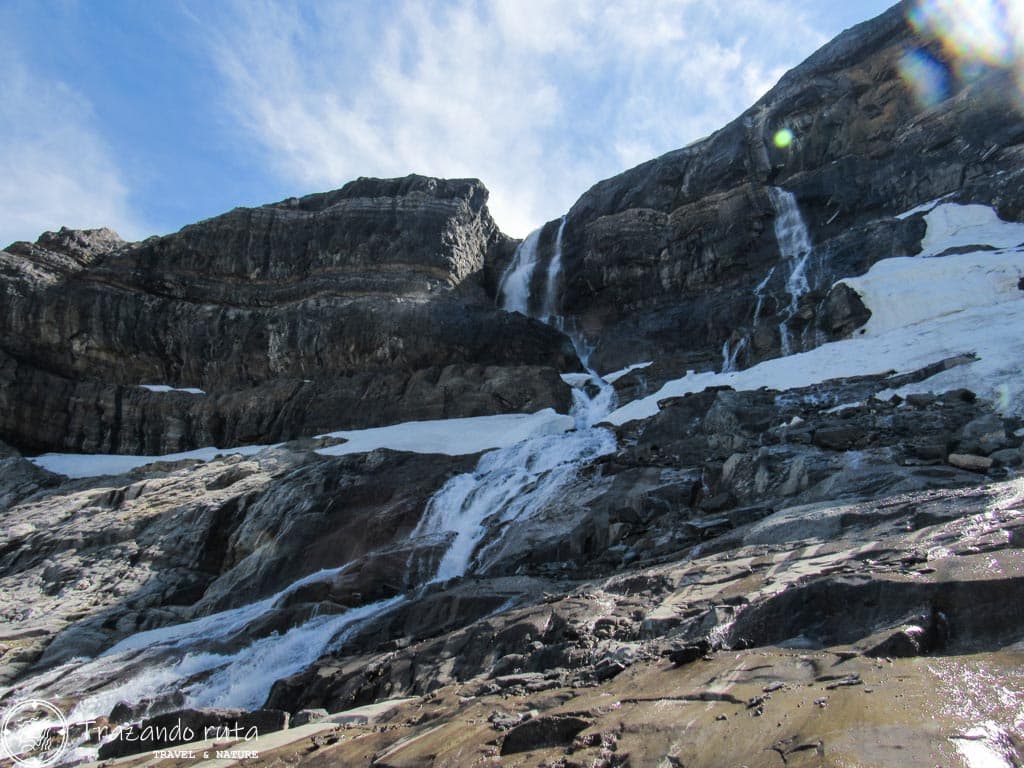 cascada glaciar bow, parque nacional de banff