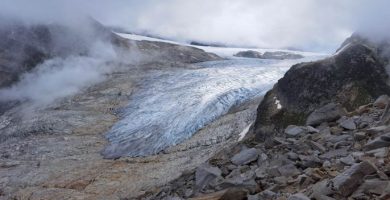 ruta glacier crest trail canada