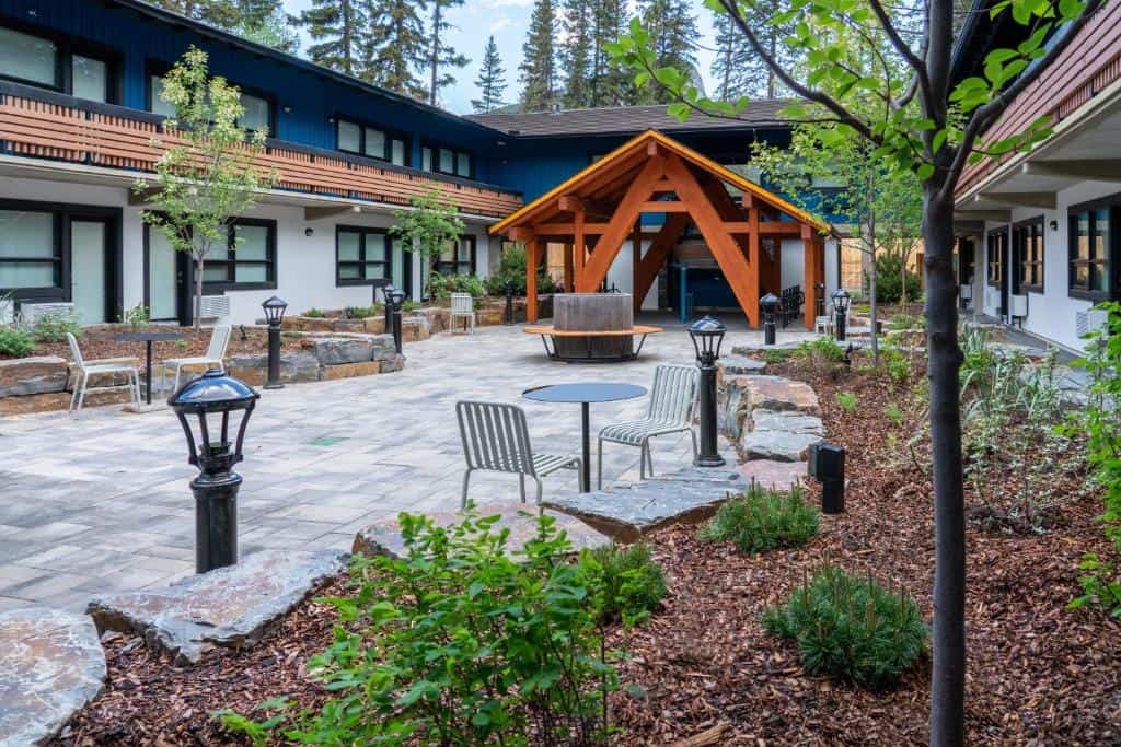 hotel boutique banff dorothy motel