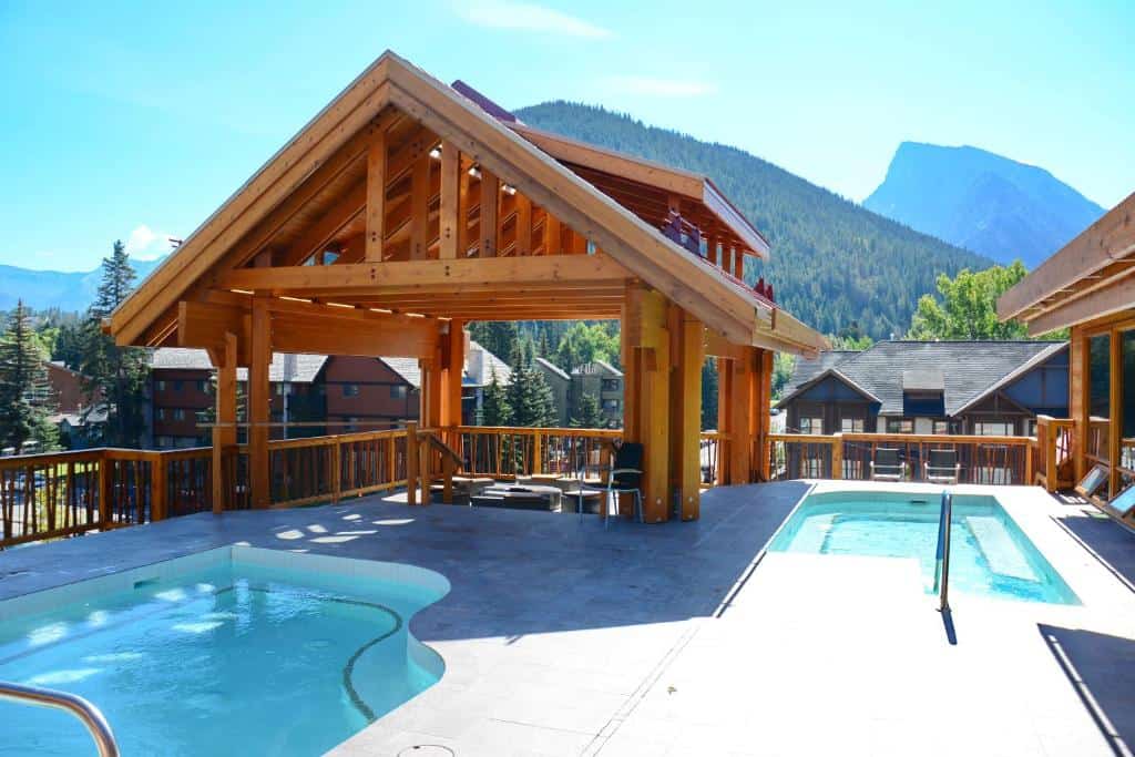 hotel con hot tub banff
