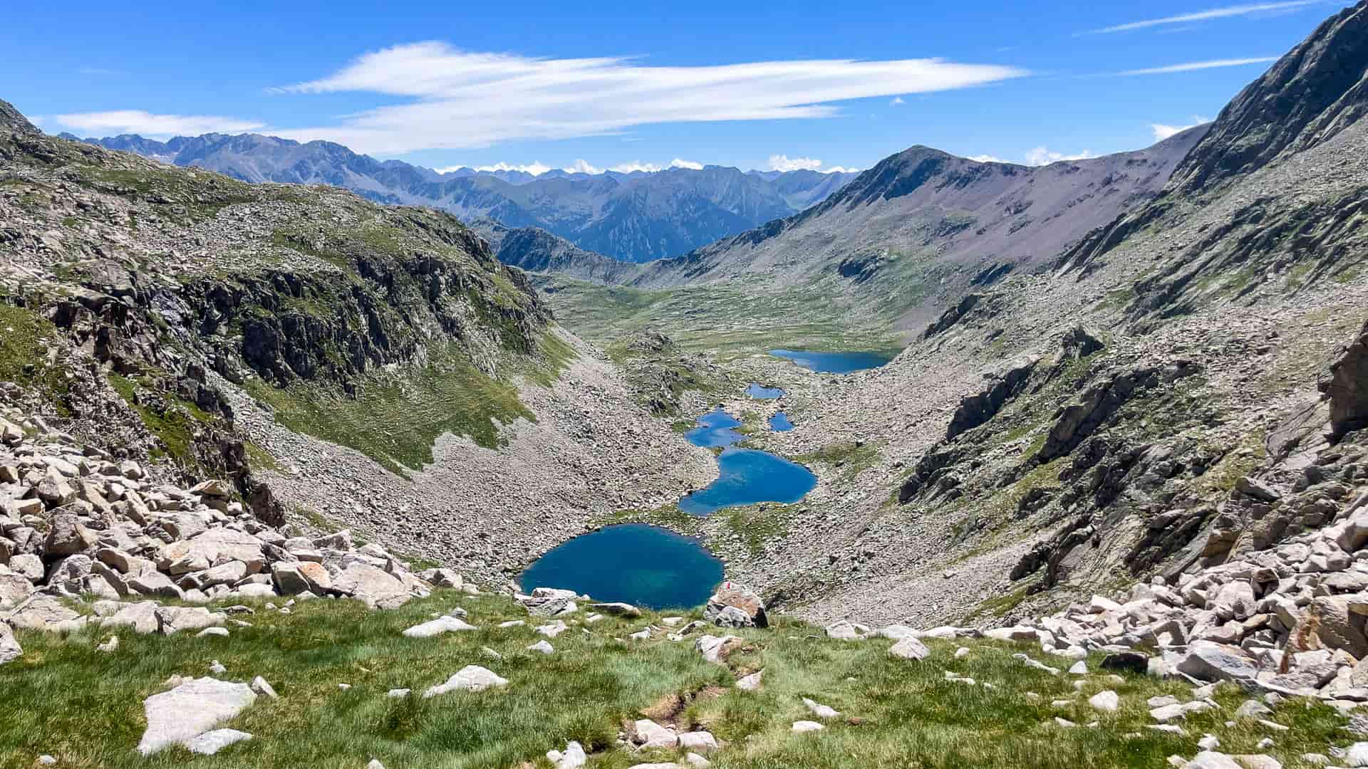 ruta ibones de llauset y angliós parque natural posets maladeta