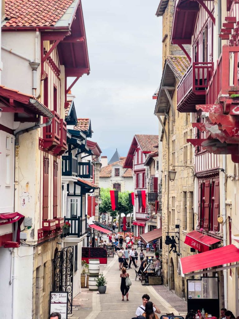 pueblos imprescindibles que ver pais vasco francés san juan de luz