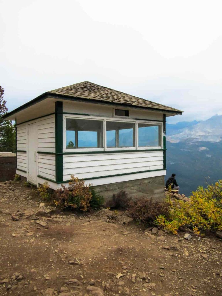mirador paget lookout yoho