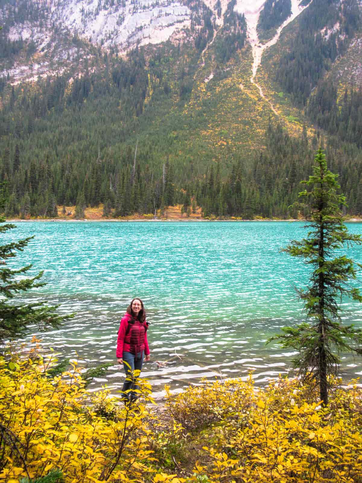 senderismo yoho otoño ruta lago sherbrooke