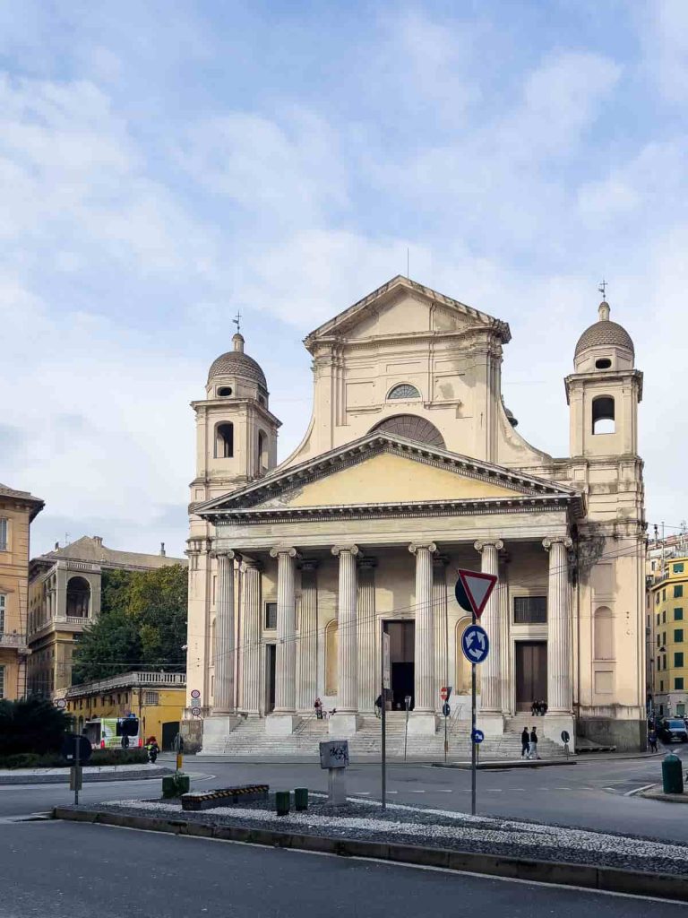 que hacer en genova visitar basilica annunziata vastato