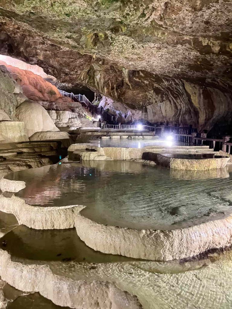 que ver en pamukkale turquia cueva kaklik