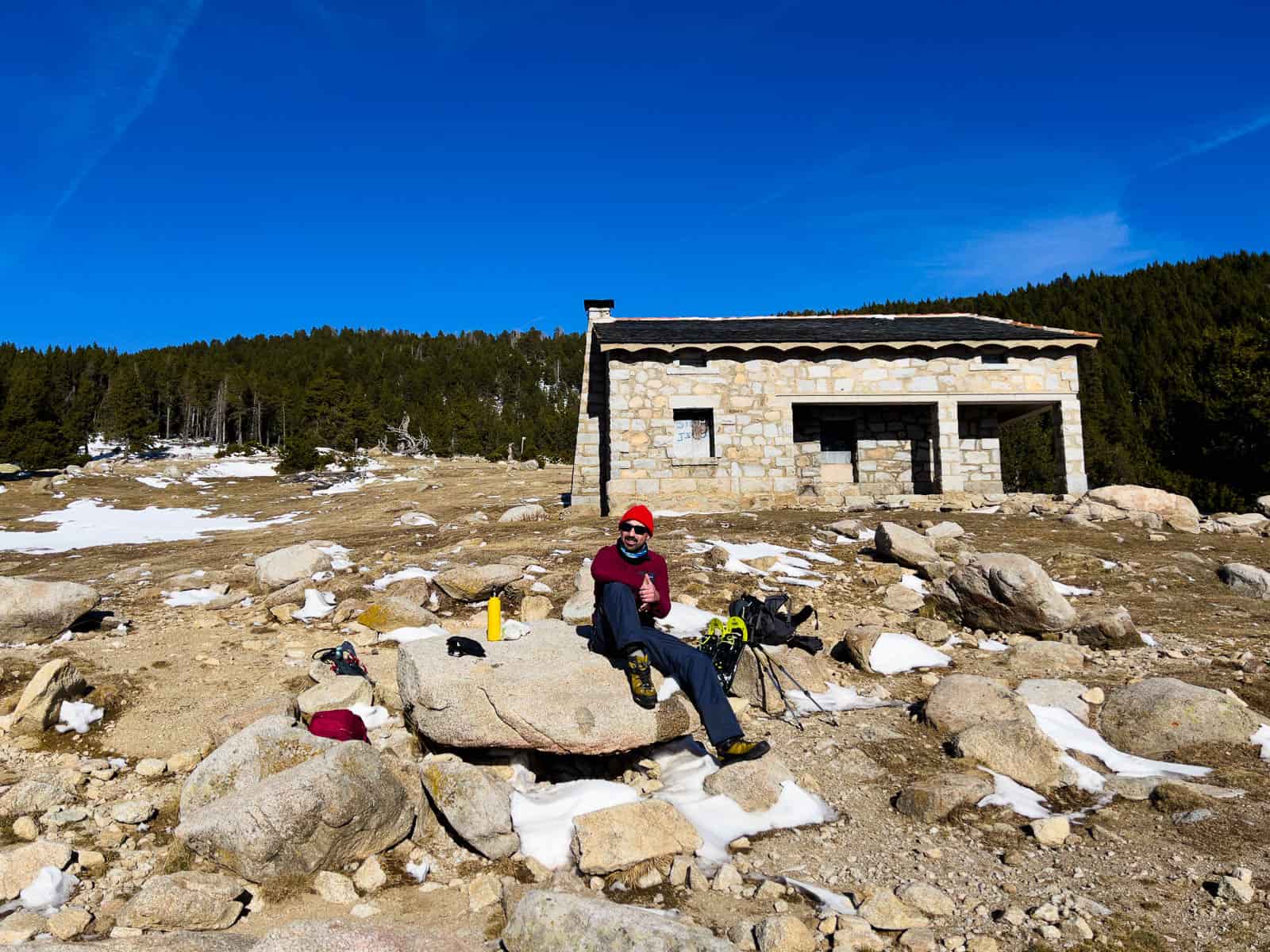 refugio el pradell ruta raquetas de nieve