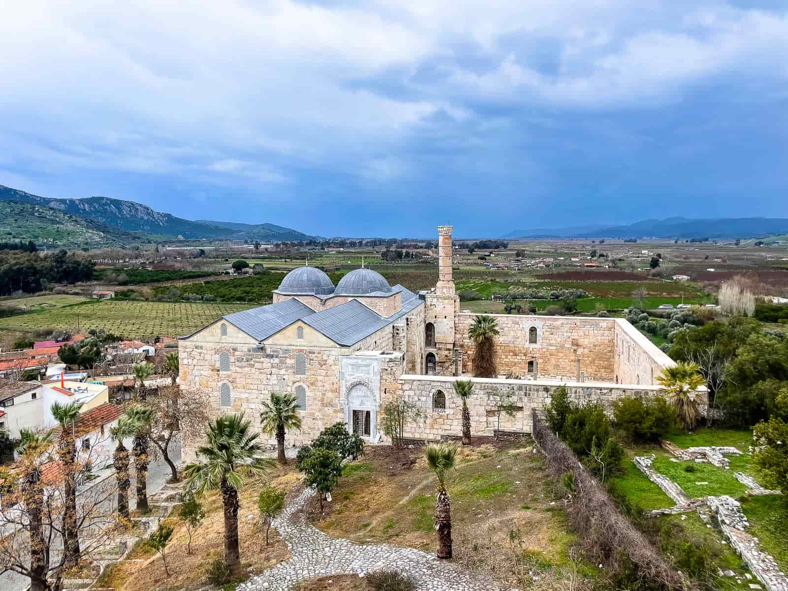 mezquita selçuk isa bey hamam