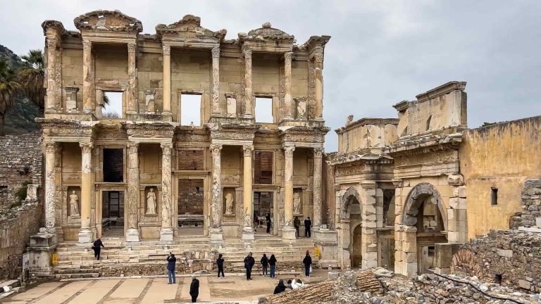 que ver en efeso y alrededores en un día