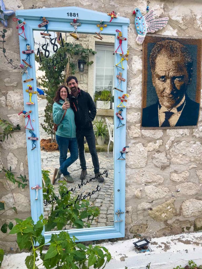 que hacer en alaçati calles empedradas