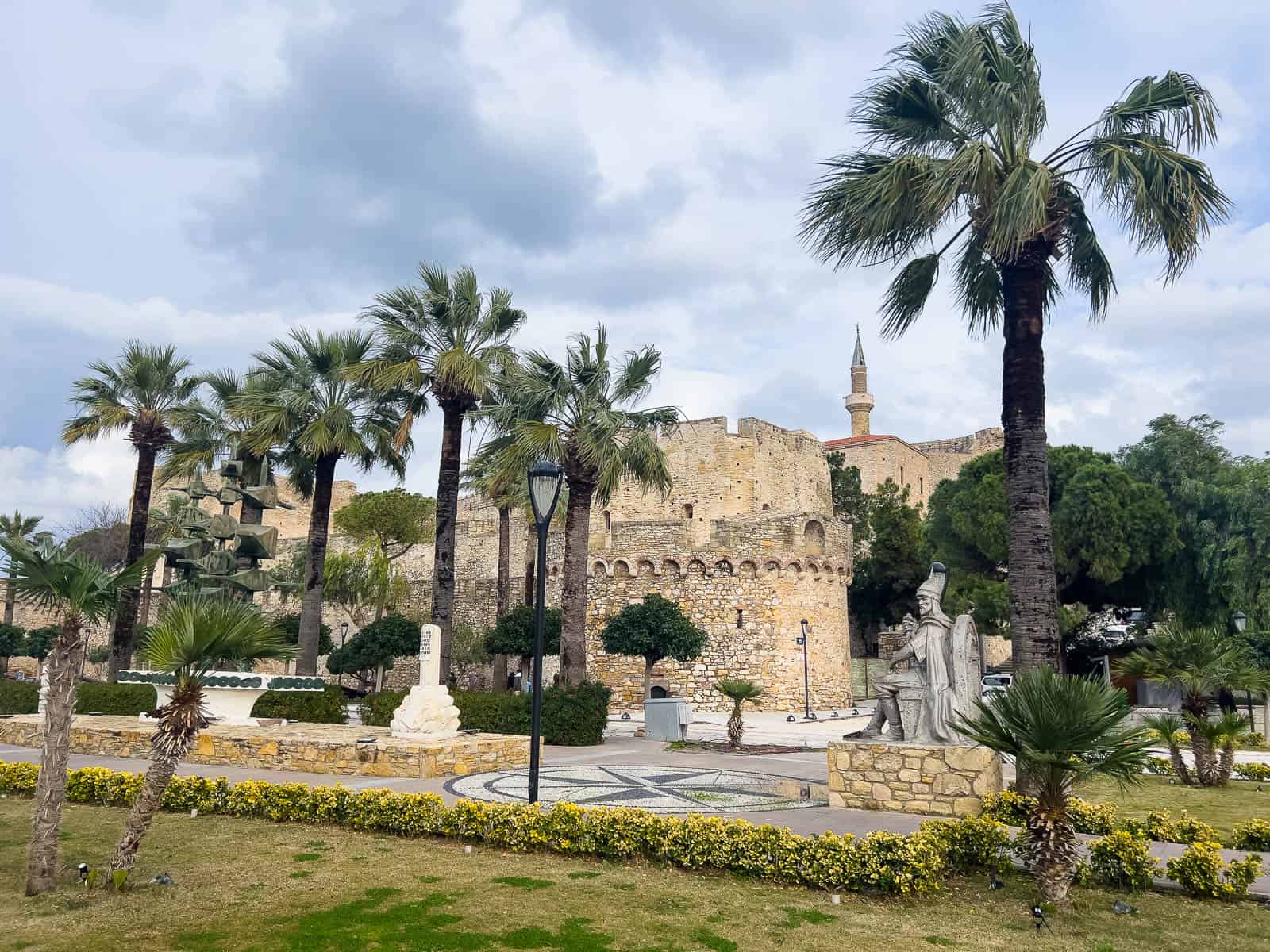 que hacer en cesme visitar castillo