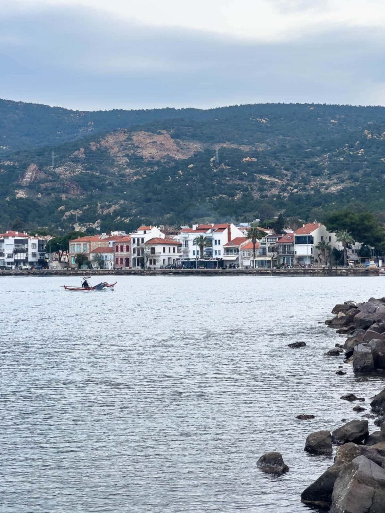 que hacer en foça turquia