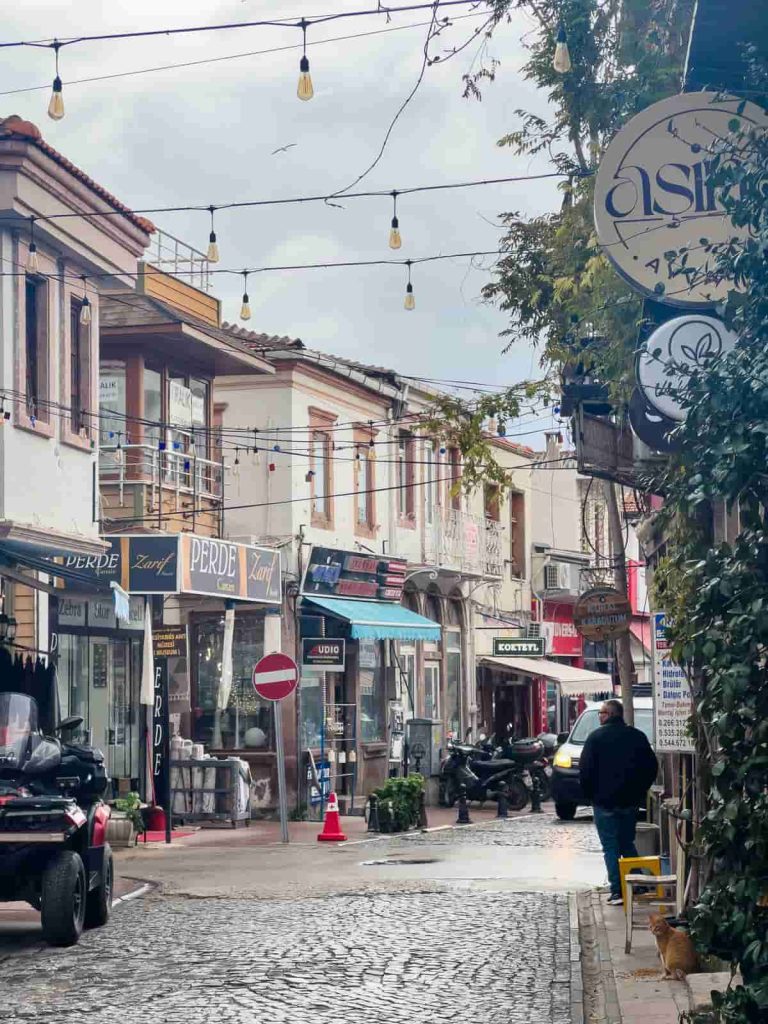 que ver en ayvalik turquia