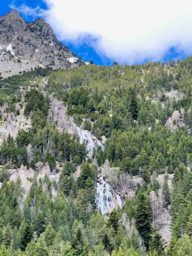 cascada aigues pases, valle de benasque