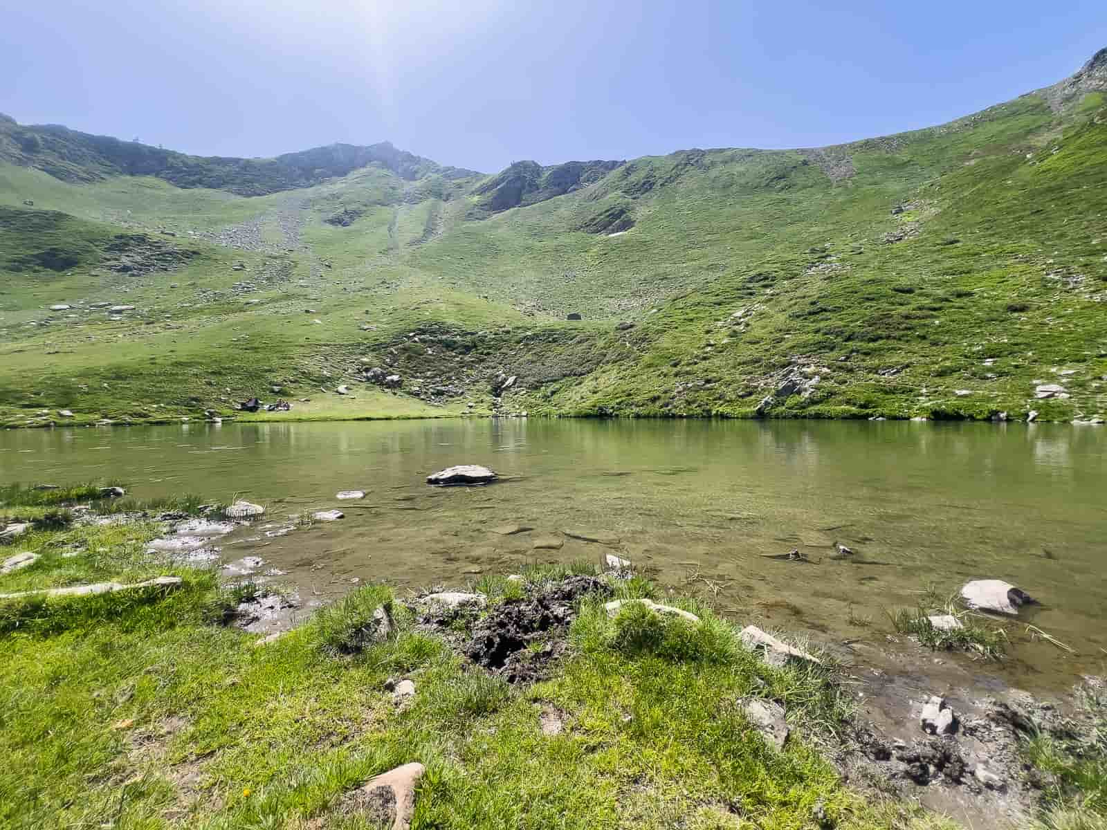 ruta al lago d'ansabère, lescun