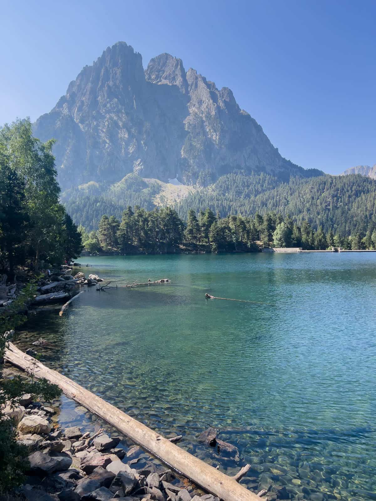 ruta estany de sant maurici desde prat pierró y cascada de ratera